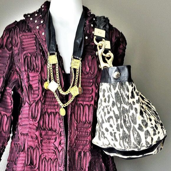 Jimmy Choo Leopard Print Canvas Lohla Tote - Picture 7 of 7